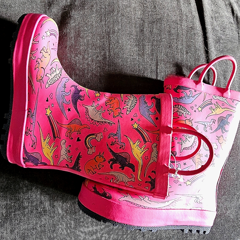 Pink dinosaur rubber pull on rainboots